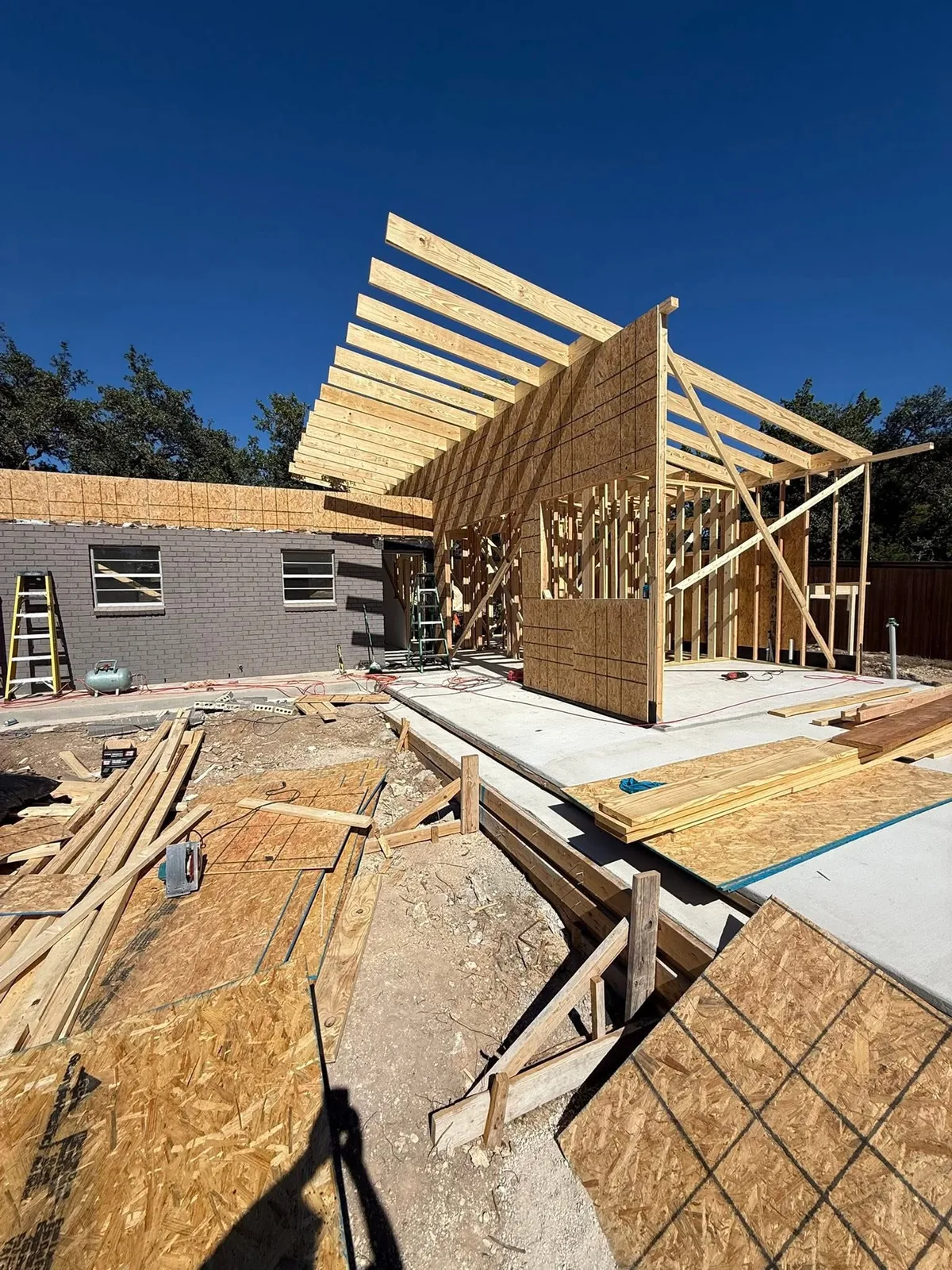 Build stage of a custom outdoor living project