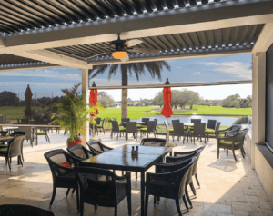 Commercial patio with MagnaTrack screens, pergola roof, and outdoor seating in Austin, TX